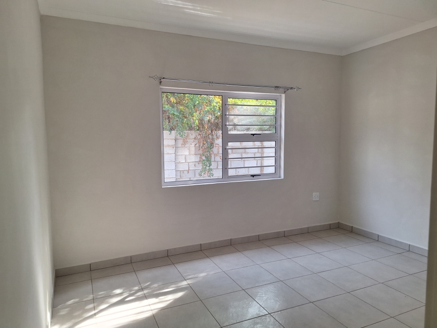 To Let 2 Bedroom Property for Rent in Levyvale Eastern Cape